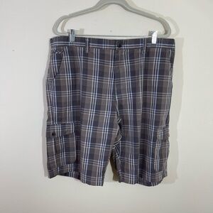 Age of Wisdom sz 40 mens cargo shorts muted plaid